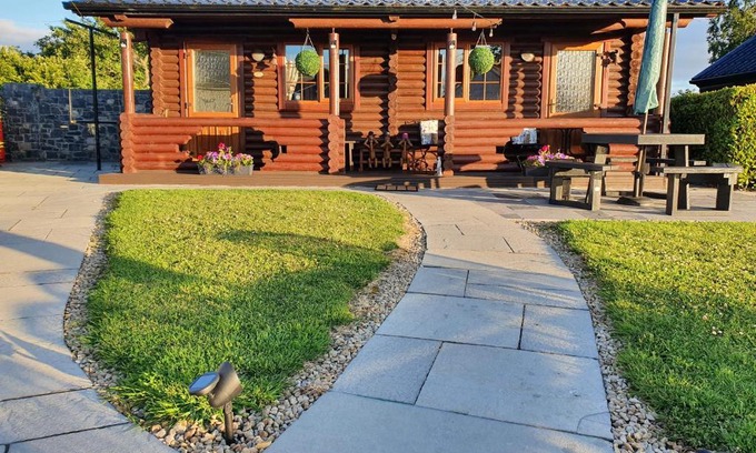 Tullaroan Appartement | Cosy Countryside Log Cabin