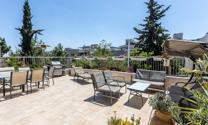 Meqor Hayyim Appartement | Penthouse familial, chaleureux avec 2 grandes terrasses