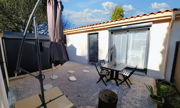 Castanet-Tolosan Cabine | Cosy, fully-equipped Tiny House - private garden
