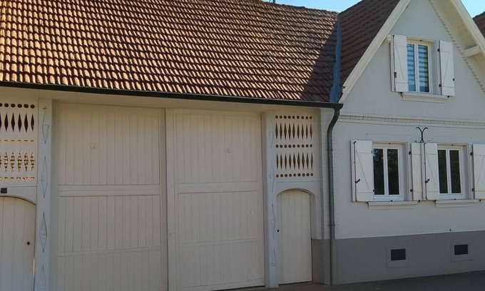 Weitbruch Maison | Cosy gîte in renovated farmhouse. Spacious bedroom + living room. Pets allowed