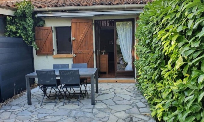 Saint-Cezaire-sur-Siagne Maison | Maison chaleureuse dans résidence avec piscine