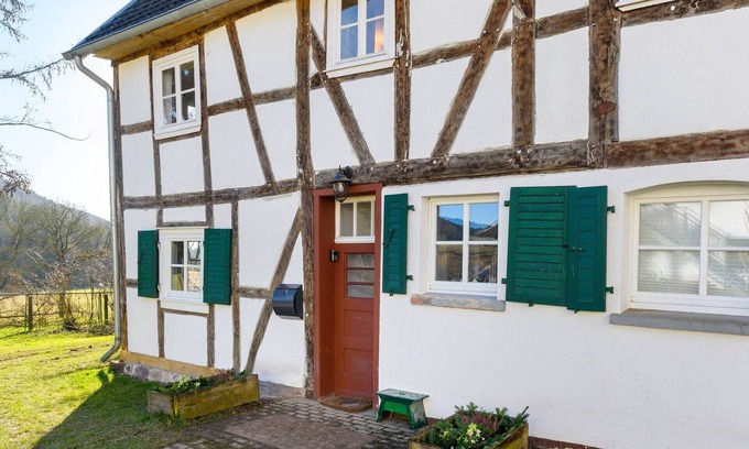 Eppe Villa | Maison de vacances historique et confortable Eppe dans les Uplandes avec sauna