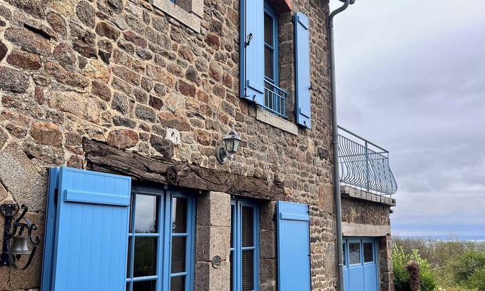Roz-sur-Couesnon Maison | Cosy house Le Cerisier, view of Mont-Saint-Michel