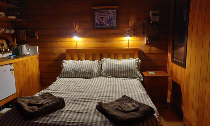 Canterbury Cabine | Cosy insulated Cabin 30 km from Christchurch Airport. 3 nights minimum stay $300