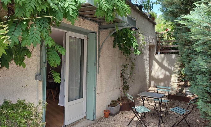 Le Puy-en-Velay Maison | Cosy maison d'hôtes, terrasse ombragée, parking