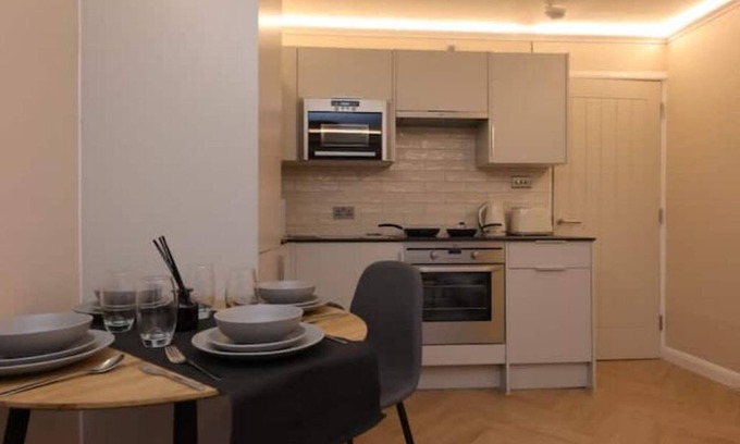 Prince's Appartement | Cosy, modern 2 bed flat close to Big Ben