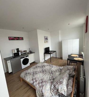 Cambrai Appartement | Cosy neuf avec vue sur la place