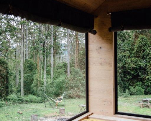 Beaumont Maison | Cosy Off-Grid Cabin in Kangaroo Valley - Miguel