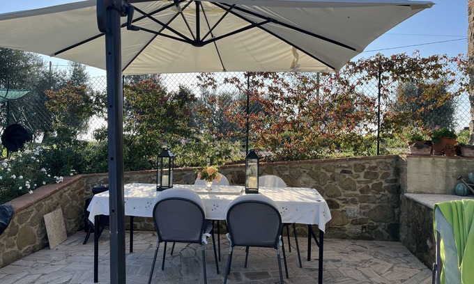 Monte Benichi Maison | Cosy private home in Medieval Village, with large terrace, pool and garden
