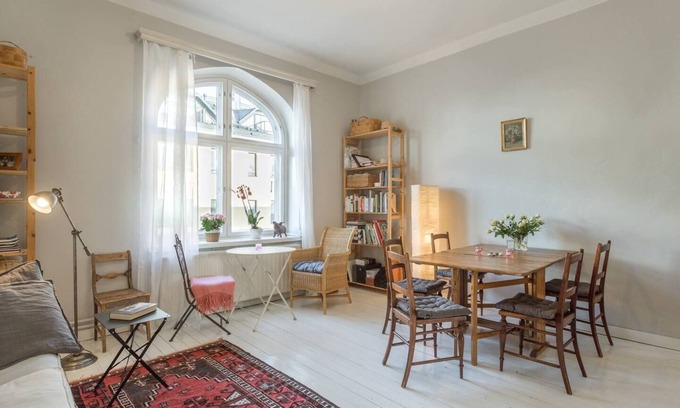 Ullanlinna Appartement | Cosy Quiet Apartment Close to the Sea and Parks