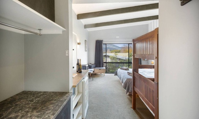 Merrijig Maison | Cosy Studio #2 at Mt Buller Stays