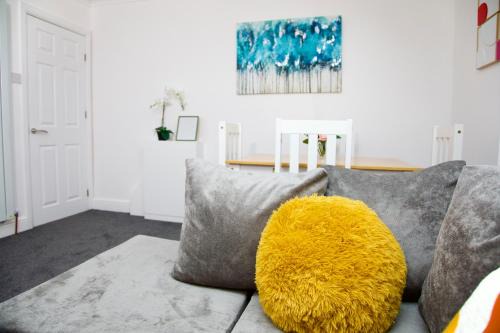 Little Holland Appartement | Cosy & Stylish 2 Bed Ground Floor Flat in Dartford