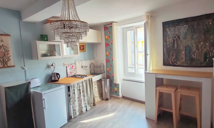 Rennes-les-Bains Appartement | Appartement T2 cosy avec sa vue sur rivière 2 personnes