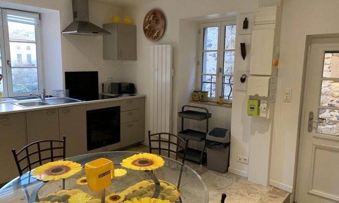 Champeix Maison | Cosy village house with authentic charm in the heart of Auvergne