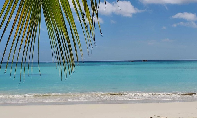 Praslin Island Maison | Cote d'Or Footprints