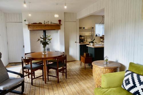 Temple Guiting Maison | Cotswolds Swedish Cottage