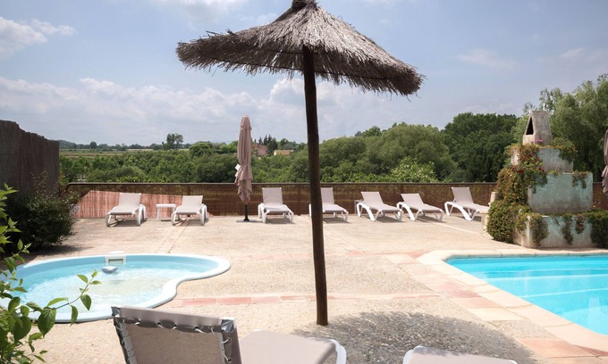 Llampaies Cottage | Cottage El Graner, 2 chambres, 4 personnes, Costa Brava 17 km, piscine commune, bbc