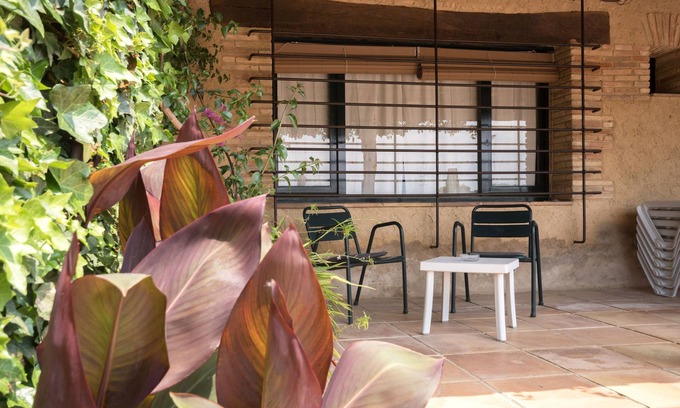 Llampaies Cottage | Cottage 2 personnes, plage Costa Brava 17 km, piscine, barbecue