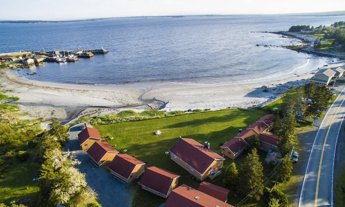 Hunts Point Cabine | Cottage # 1 Hunts Point Beach Cottages - 2 bedrooms