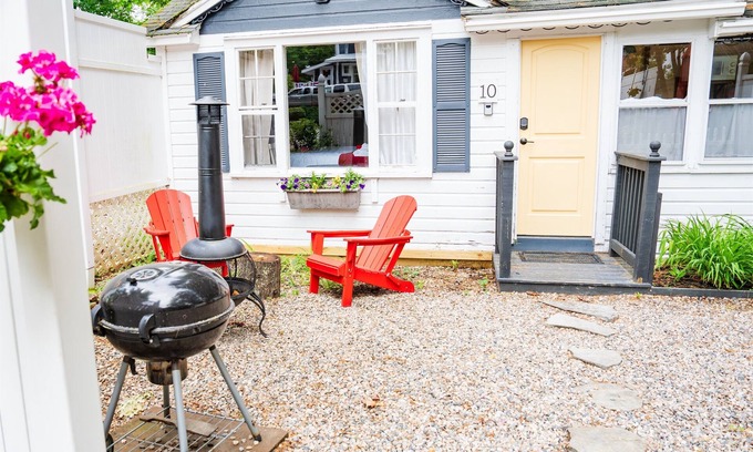 Wolfeboro Cottage | Cottage 10 - 1 Bedroom w/ Loft / 1 Bath
