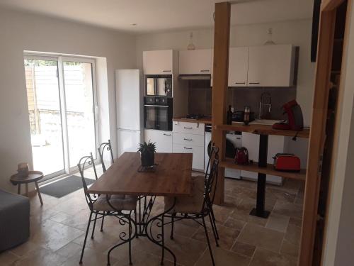 Lemere Maison | Cottage 10 minutes from Chinon