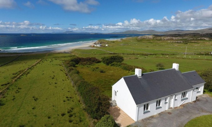 Glassillaun Cottage | Cottage 202 - Renvyle - dort 8 invités dans 3 chambres
