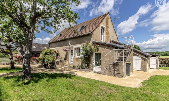 Pouilloux Maison | -- Gîte 6 personnes --