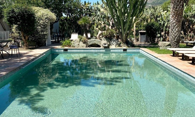 Panza Appartement | "Cottage Africa" with terrace, swimming pool and thermal whirlpool