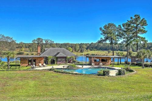 Ridgeway Maison | Cottage by the Pond on Gorgeous Expansive Estate