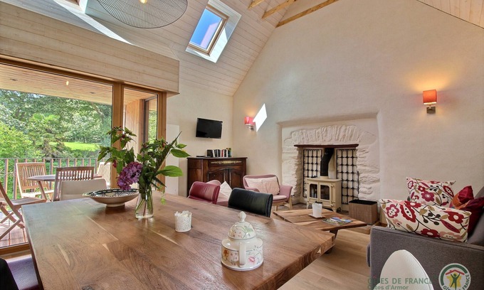 Brelidy Maison | Gîte Camelia dans un Manoir entre Terre et Mer
