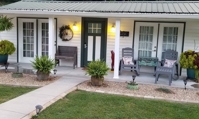 Abingdon Cottage | Directement sur le Virginia Creeper Trail- Alvarado station Abingdon