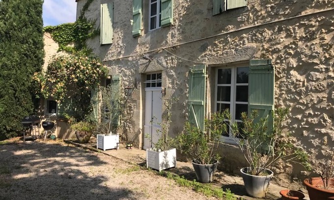 Condom Cottage | Cottage gersois avec piscine et vue