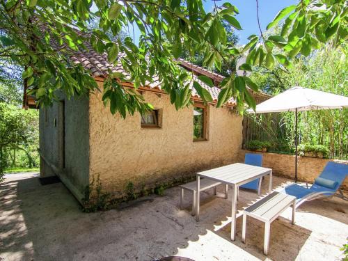 Bourgnac Maison | Cottage in Bourgnac with Whirlpool
