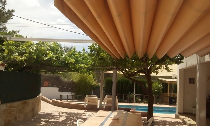 Sant Agusti des Vedra Cottage | Gîte à la campagne pour 6 personnes