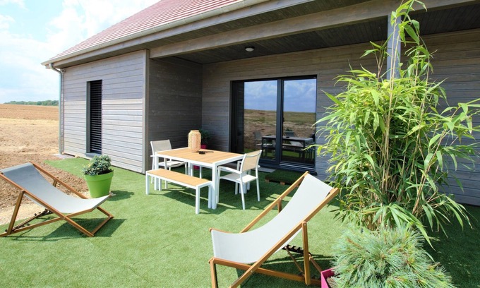 Magnant Cottage | Cottage à la campagne à proximité des lacs, du vignoble et du parc NIGLOLAND