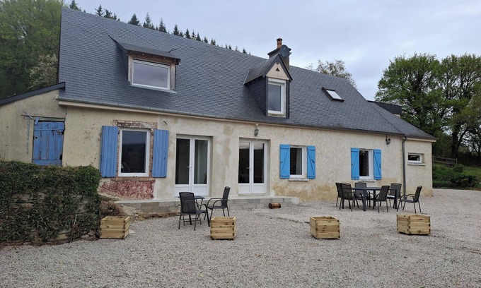 Mont-Saint-Jean Cottage | Gite situé en campagne à proximité du lac et de la forêt de Sillé le guillaume