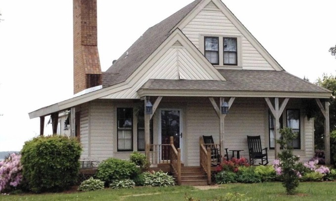 Gloucester Point Cottage | Cottage sur une île privée dans la rivière York