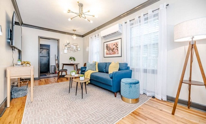 Southern Pines Maison | Cottage on Ridge- Short & Extended Stays
