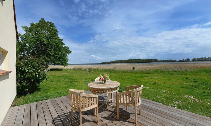 Grubnow Appartement | Cottage Remise pour 6 personnes avec grande terrasse - Gut Grubnow Rügen