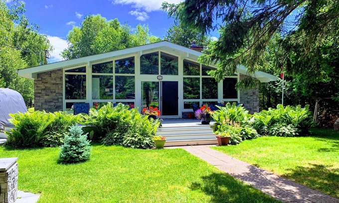 Kincardine Maison | Cottage Rental close to lake Huron beach!