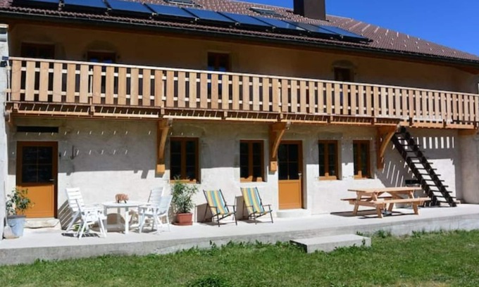 Les Moussieres Maison | Cottage with fireplace in the heart of the PNR Haut Jura