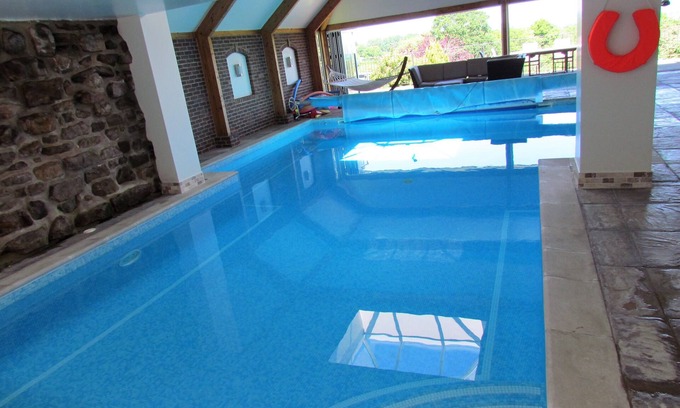 Etchingham Cottage | Cottage avec grande piscine privée, WiFi, avis et Jardins