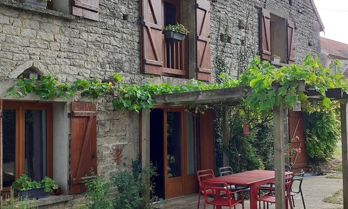 Bissey-la-Pierre Maison | gite de charme en bourgogne
