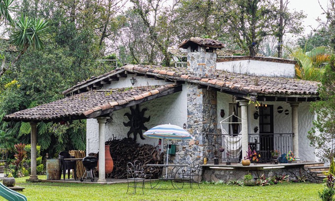 Ixhuatlancillo Cabine | Cottage with stream near Orizaba, ideal to disconnect (pet friendly)