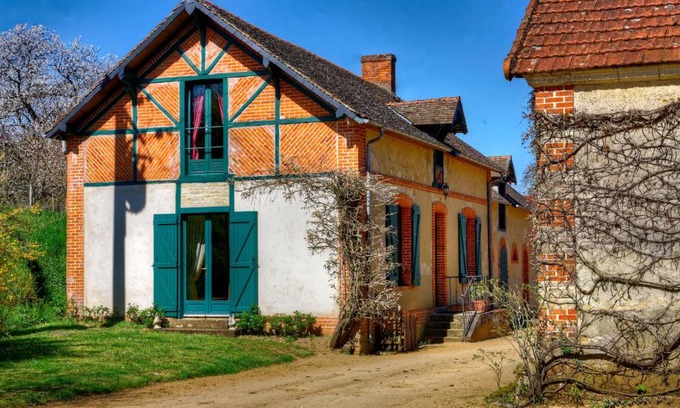 Yvre-l'Eveque Maison | Cottages de Château de Vaux