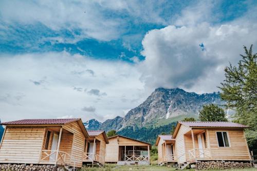 Mazeri Maison | Cottages SHIKHRA - კოტეჯები შიხრა