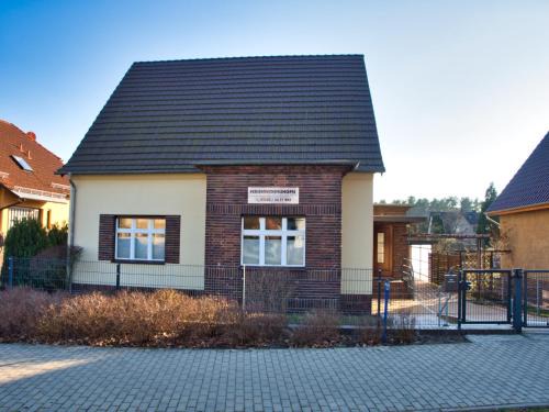 Cottbus Appartement | Cottbuser FeWo Pyramide am Branitzer Park