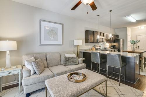 Starkville Appartement | Cotton District Condo Walkable Spot for Game Day!