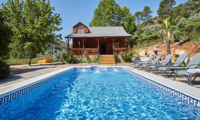 Villanueva del Arzobispo Cottage | Maison 'Casa De Madera El Vado' avec vue sur montagne et climatisation
