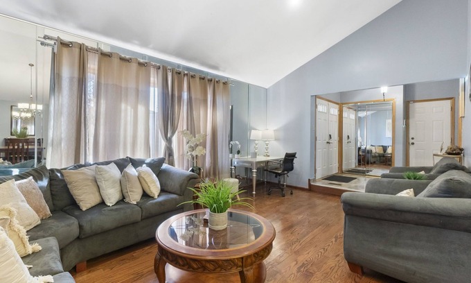 Tinley Park Maison | Country Club Hills Rental